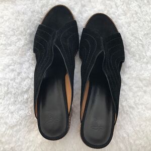 Joie Suede Sandal Size 38.5 Gently Used Black